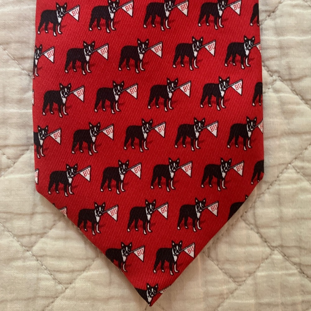 Boston University Vineyard Vines tie